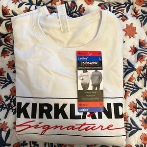 NWT Costco Unisex Crewneck Men’s M/ Ladies L